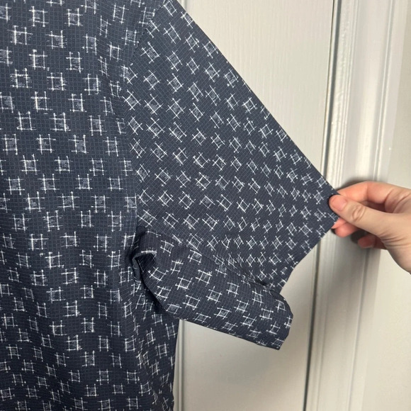 Lululemon Airing Easy Short Sleeve Buttondown IKat Check White True Navy Size S - Picture 9 of 15